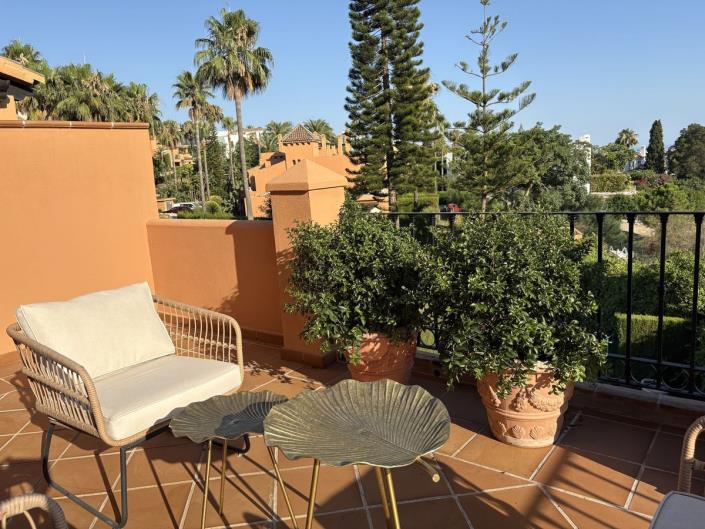 Image No.39-4 Bed Townhouse for sale