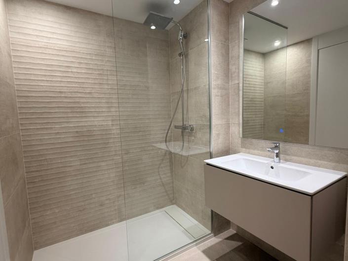 Image No.34-2 Bed Apartment for sale