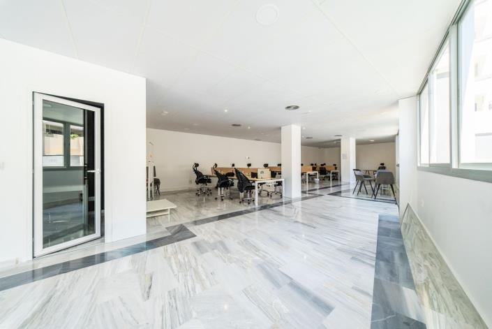 Image No.24-3 Bed Apartment for sale