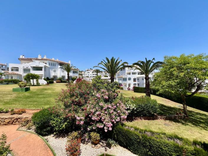 Image No.19-Appartement de 2 chambres à vendre à Elviria