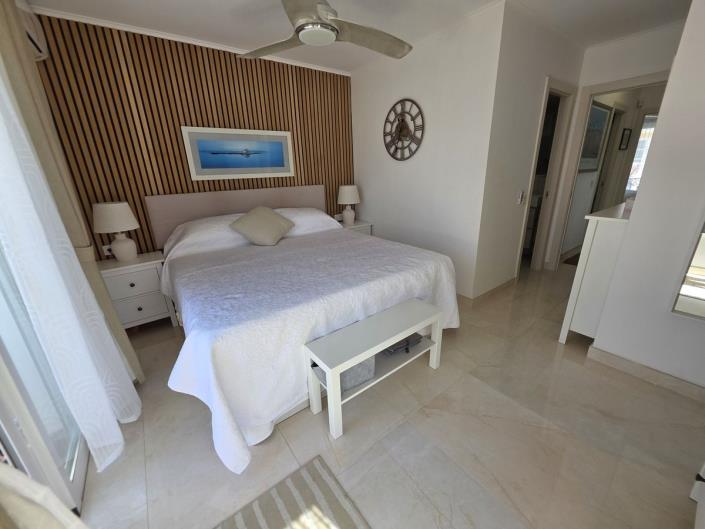 Image No.22-3 Bed Townhouse for sale