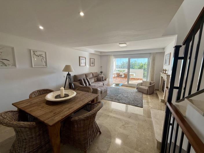 Image No.3-5 Bed Townhouse for sale