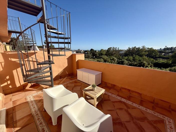 Image No.19-5 Bed Townhouse for sale