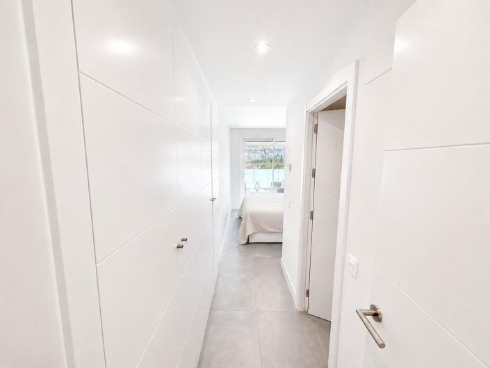 Image No.9-3 Bed Apartment for sale