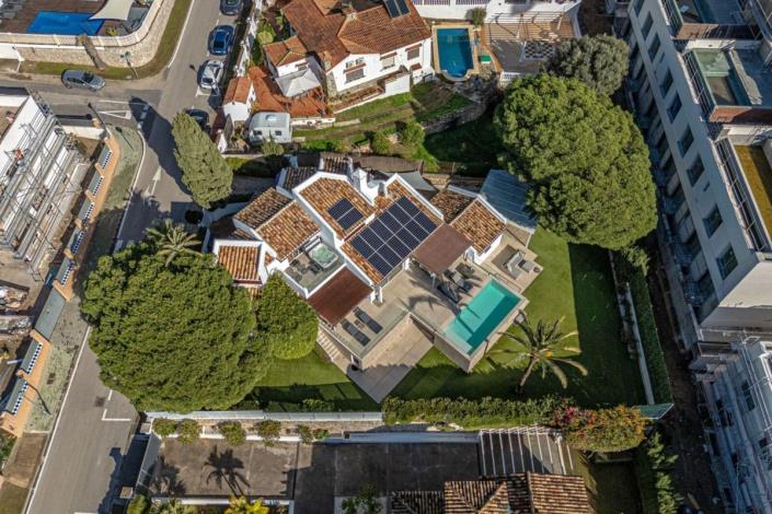 Image No.50-5 Bed Villa / Detached for sale