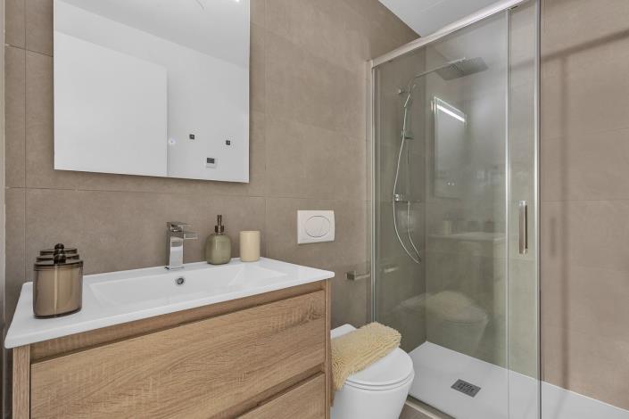 Image No.11-3 Bed Apartment for sale