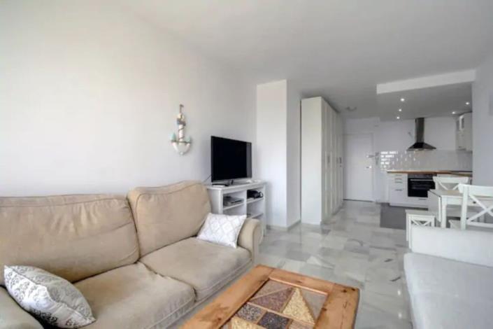 Image No.2-Appartement de 1 chambre à vendre à Estepona