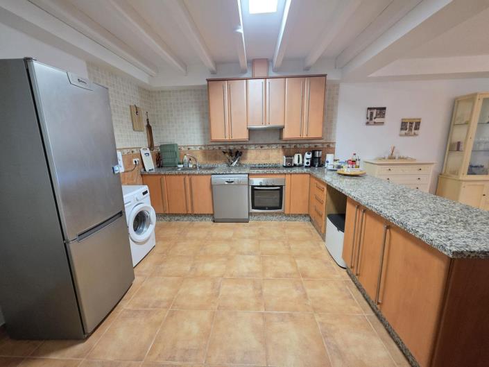 Image No.39-5 Bed Townhouse for sale