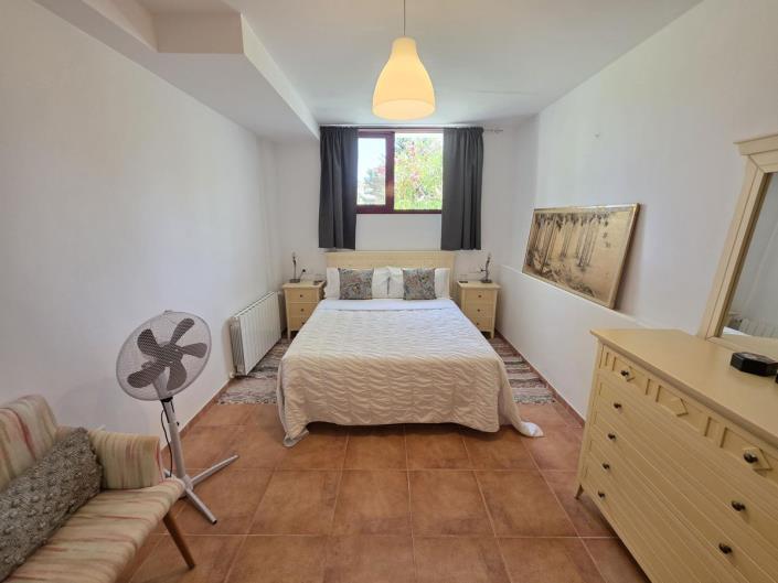 Image No.47-5 Bed Townhouse for sale