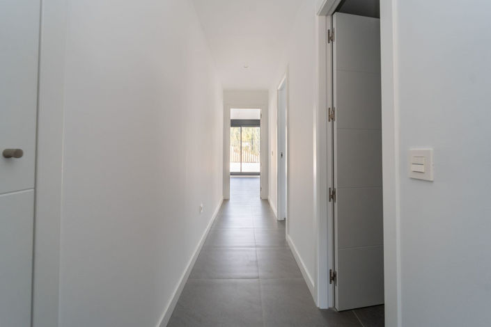 Image No.21-2 Bed Apartment for sale