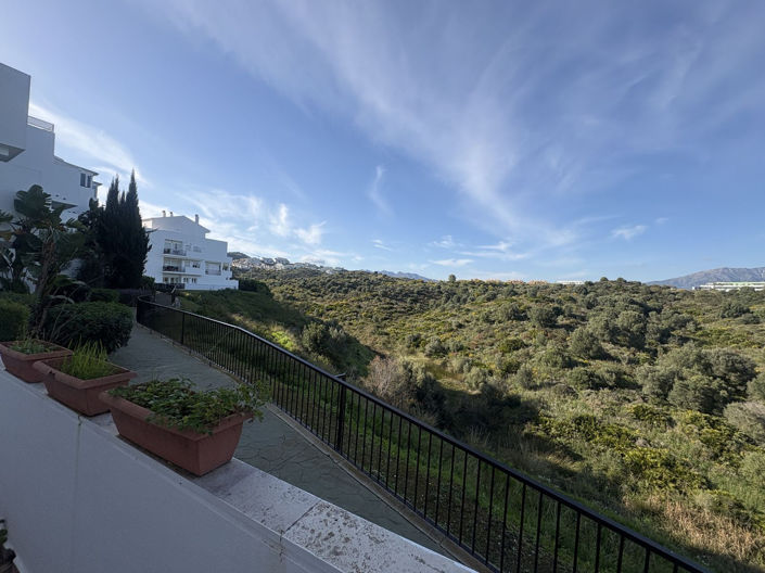 Image No.20-3 Bed Apartment for sale