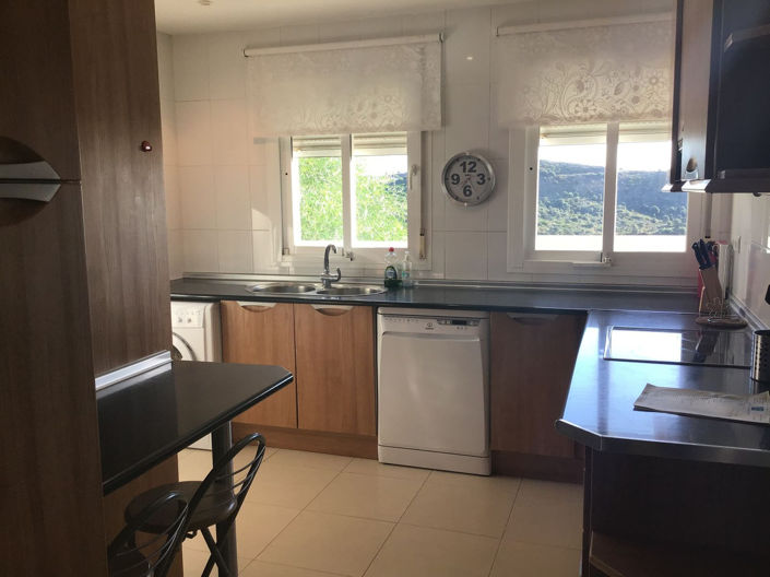 Image No.3-3 Bed Apartment for sale