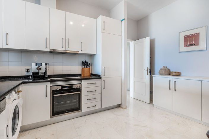 Image No.21-2 Bed Apartment for sale