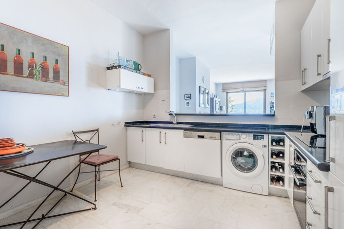 Image No.9-2 Bed Apartment for sale