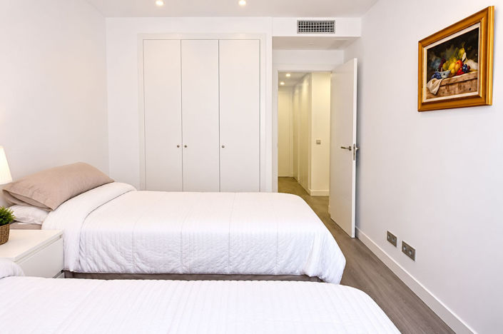 Image No.8-3 Bed Apartment for sale