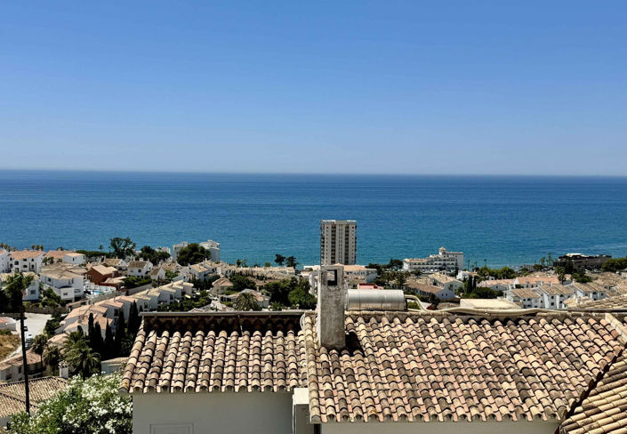 Image No.17-4 Bed Apartment for sale