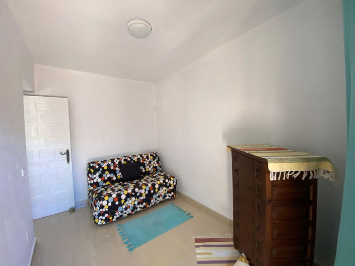 Image No.14-4 Bed Semi-Detached for sale