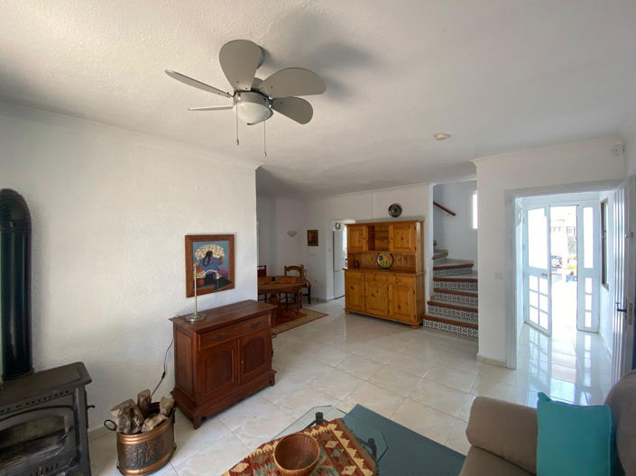 Image No.4-4 Bed Semi-Detached for sale
