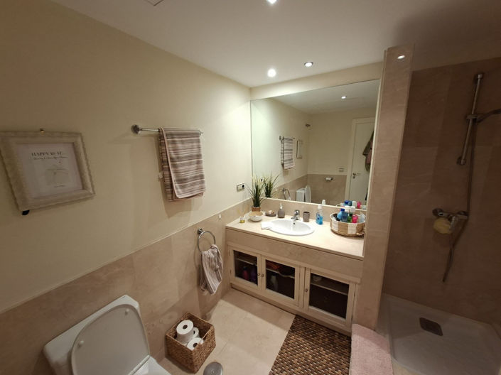 Image No.24-2 Bed Apartment for sale