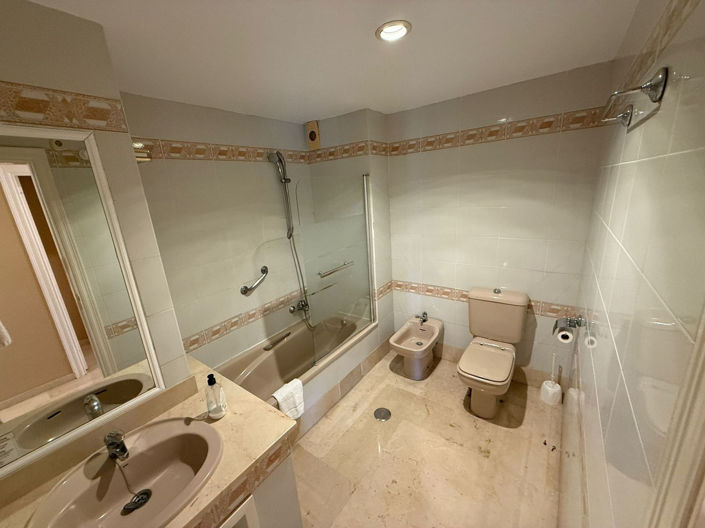 Image No.14-3 Bed Apartment for sale