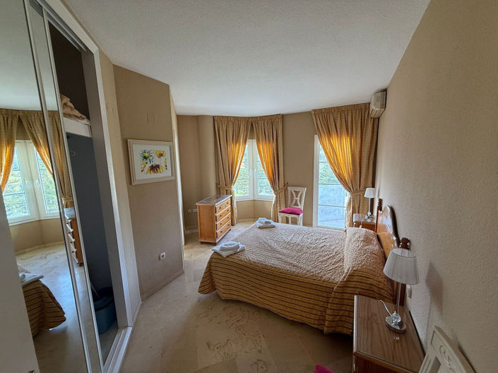 Image No.5-3 Bed Apartment for sale