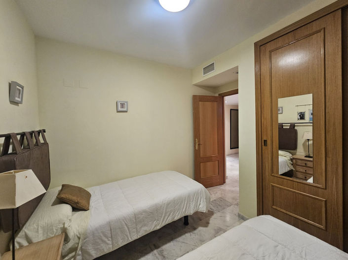 Image No.26-3 Bed Apartment for sale