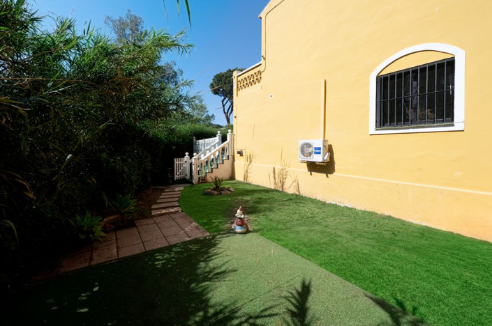 Image No.30-2 Bed Townhouse for sale