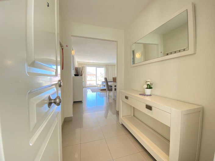 Image No.2-Appartement de 2 chambres à vendre à Estepona