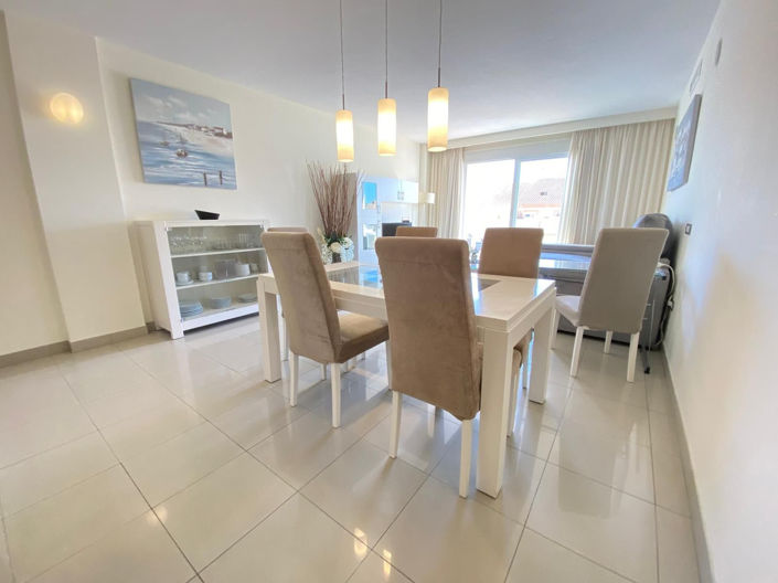 Image No.3-Appartement de 2 chambres à vendre à Estepona