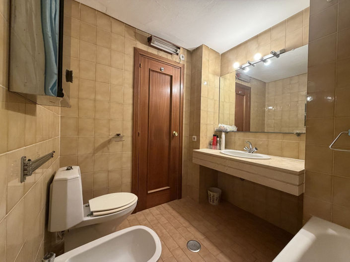 Image No.38-2 Bed Apartment for sale