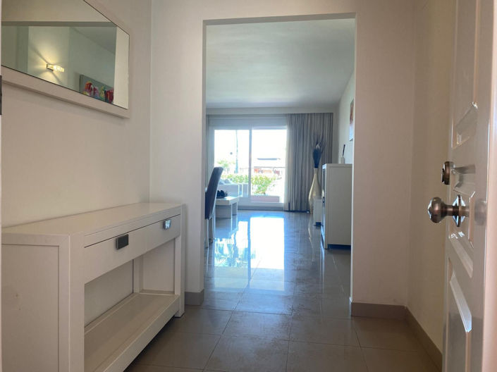 Image No.2-Appartement de 2 chambres à vendre à Estepona
