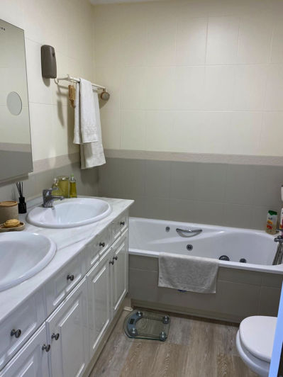 Image No.24-Appartement de 2 chambres à vendre à Estepona