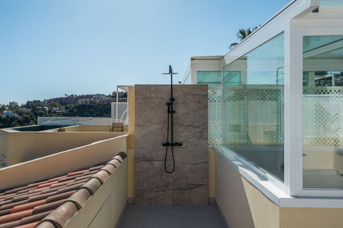 Image No.29-3 Bed Townhouse for sale