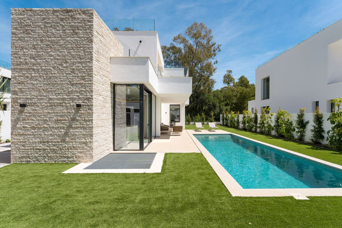 Image No.18-5 Bed Villa for sale