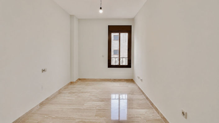 Image No.16-2 Bed Apartment for sale