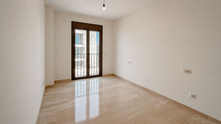 Image No.17-2 Bed Apartment for sale