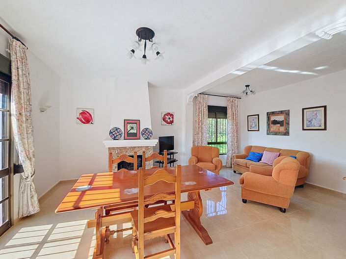 Image No.10-3 Bed Finca for sale