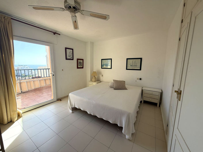 Image No.18-2 Bed Townhouse for sale