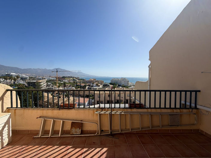 Image No.20-2 Bed Townhouse for sale