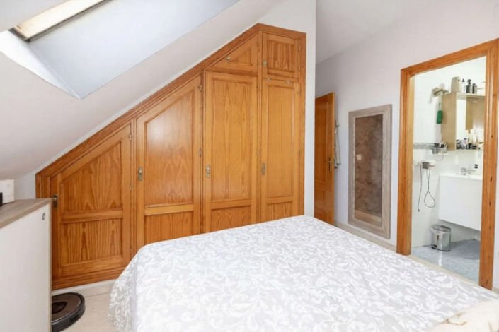 Image No.15-3 Bed Apartment for sale