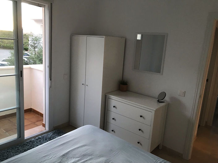 Image No.18-3 Bed Apartment for sale