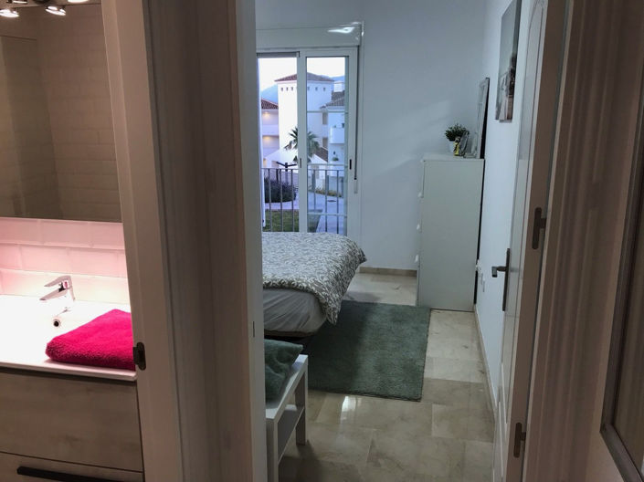 Image No.19-3 Bed Apartment for sale