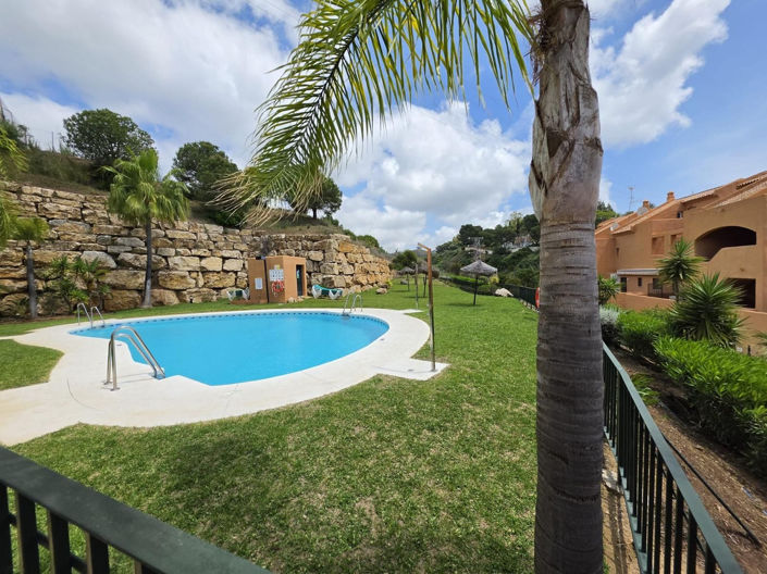 Image No.20-3 Bed Apartment for sale