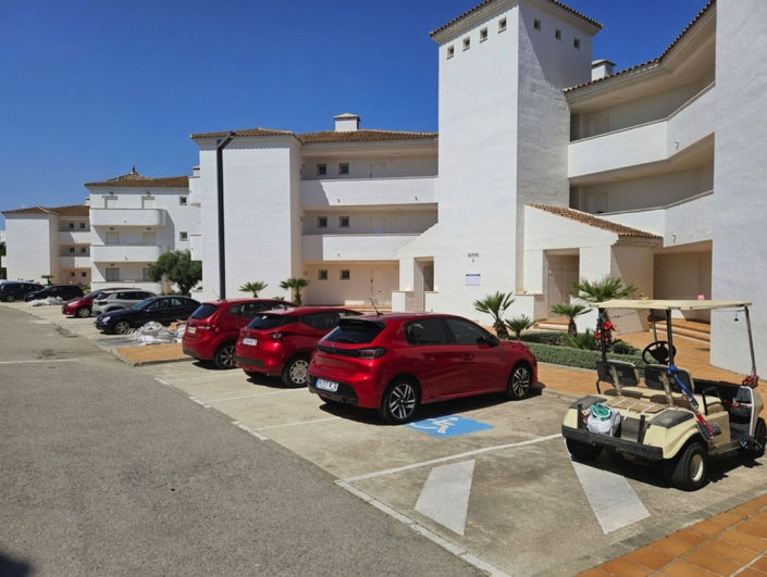 Image No.15-2 Bed Apartment for sale