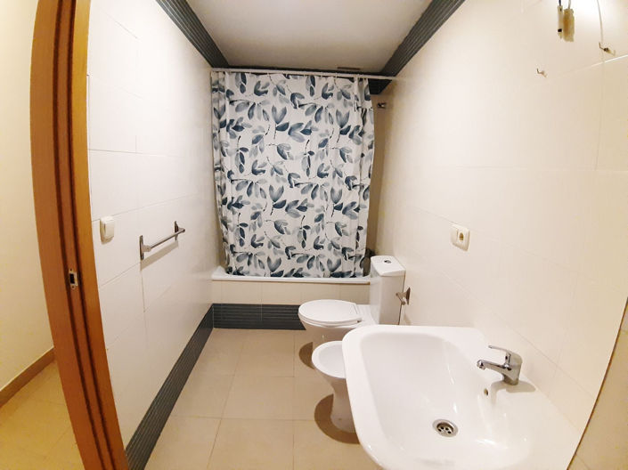 Image No.12-2 Bed Apartment for sale