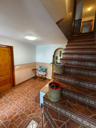 Image No.14-3 Bed Apartment for sale