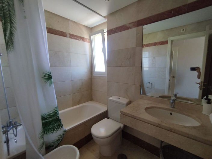 Image No.18-2 Bed Apartment for sale