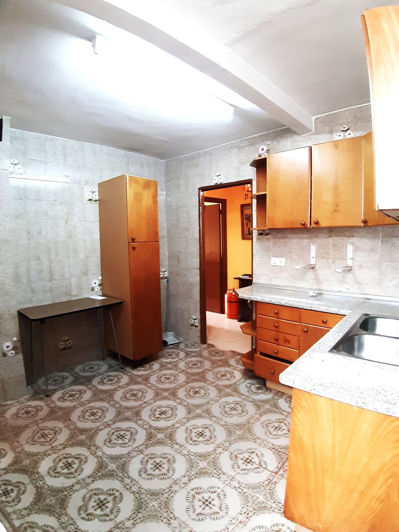 Image No.12-4 Bed Apartment for sale