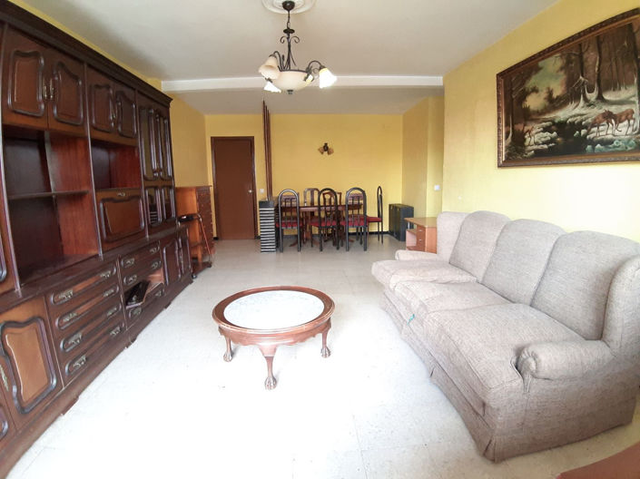 Image No.19-4 Bed Apartment for sale