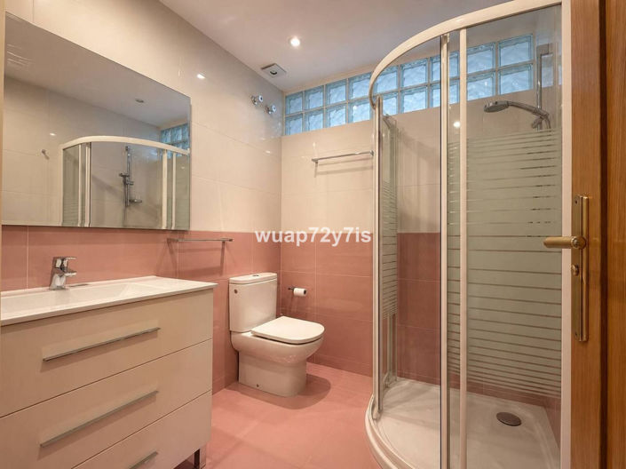 Image No.19-2 Bed Apartment for sale